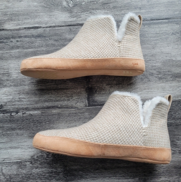 TOMS Lola Bootie Slipper Size 7 - Picture 4 of 8
